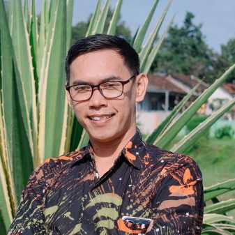 M. TOBIIN, S.Pd.